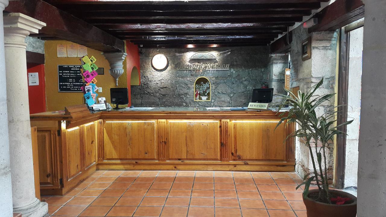 Howard Johnson By Wyndham Morelia Calle Real Zewnętrze zdjęcie